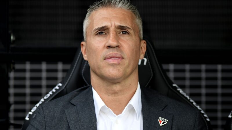 Crespo cumpre promessa no São Paulo e usa Paulistão para rodar elenco: “Colocar o carro na pista”