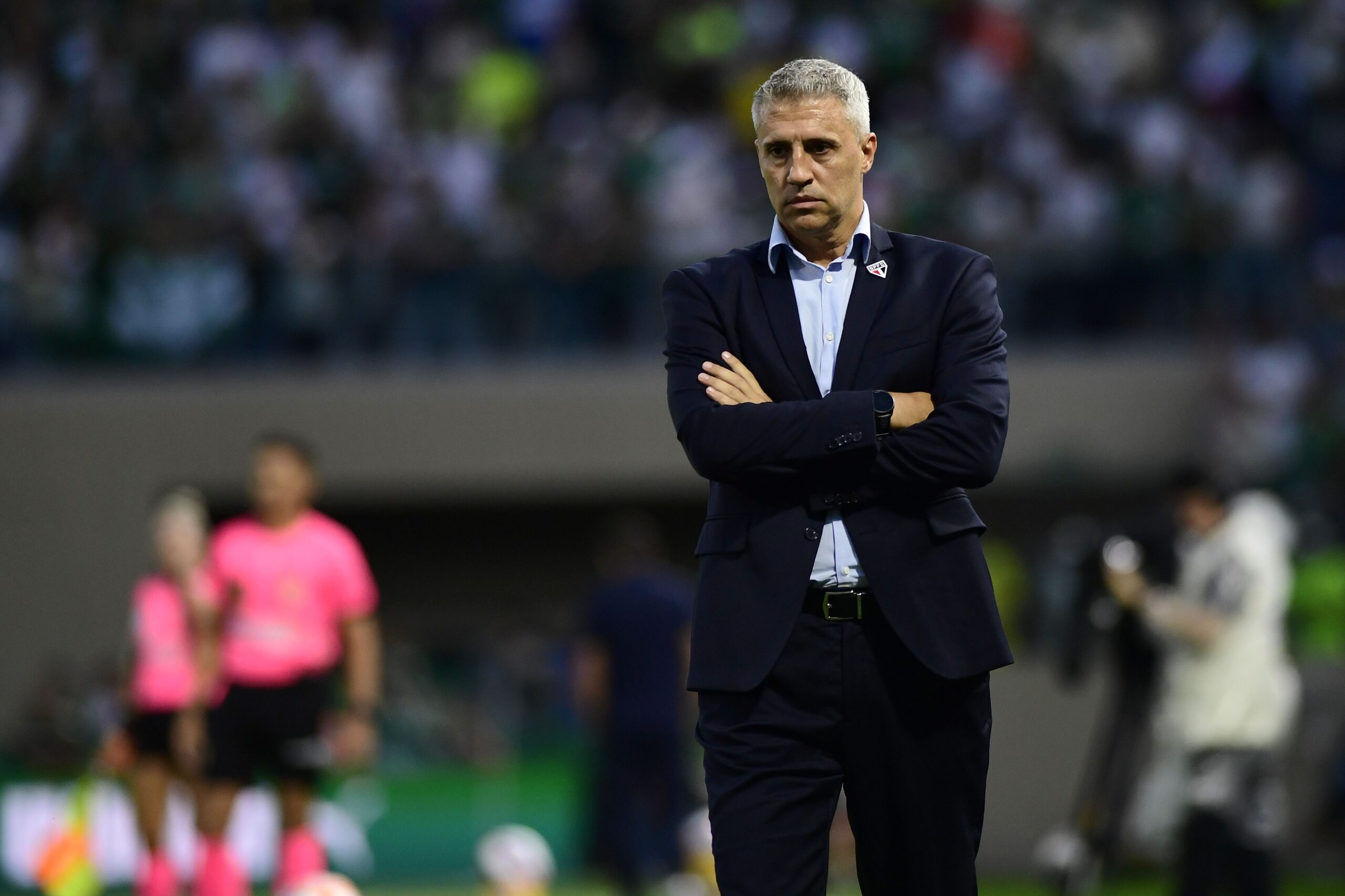 Crespo admite preocupação, cita dificuldades no São Paulo, mas diz: “Time está crescendo”