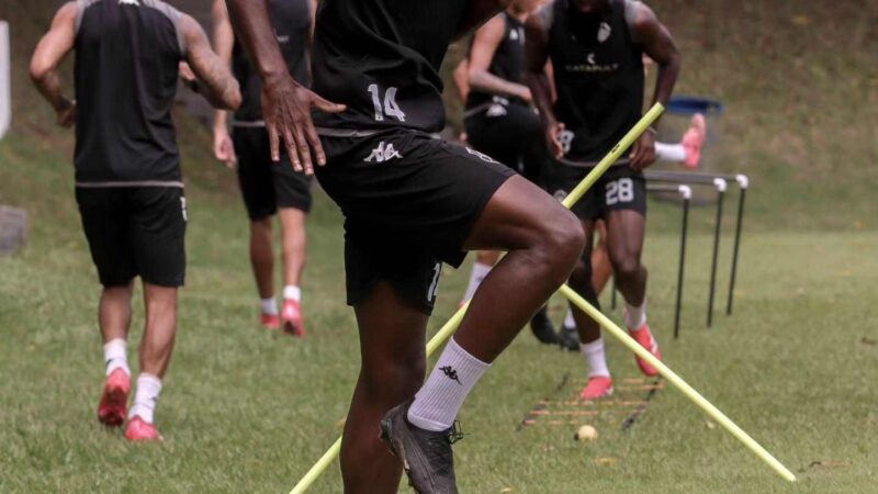 Treinador vê Rio Branco-ES mentalmente forte na Supercopa, mas admite físico não ideal