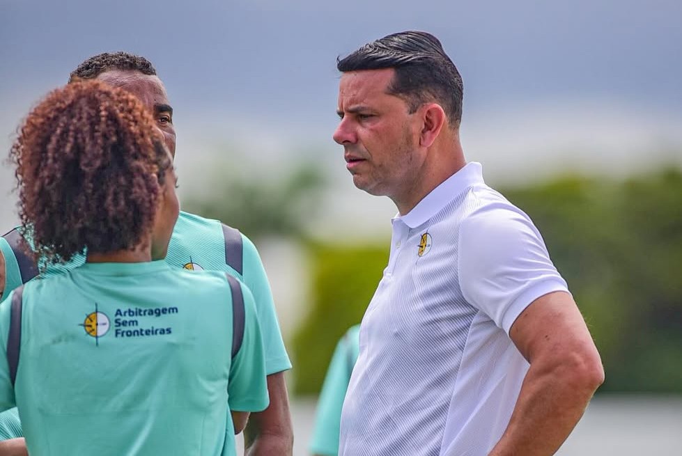 CBF convoca clubes da Série A para palestras com jogadores, técnicos e dirigentes