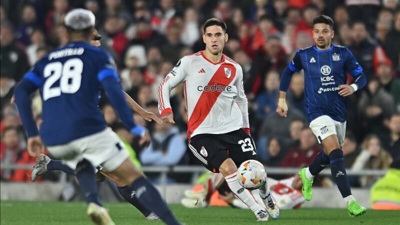 Inter encaminha contratação de volante argentino Rodrigo Villagra