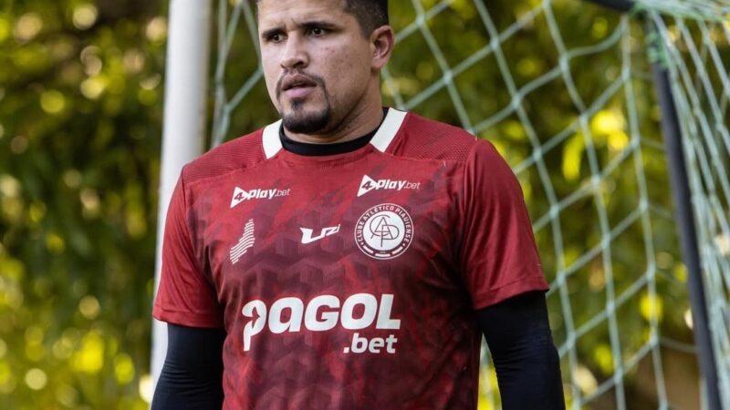 Careca avalia duelo do Atlético-PI contra Piauí, e destaca confiança de Testoni após 1ª vitória no estadual