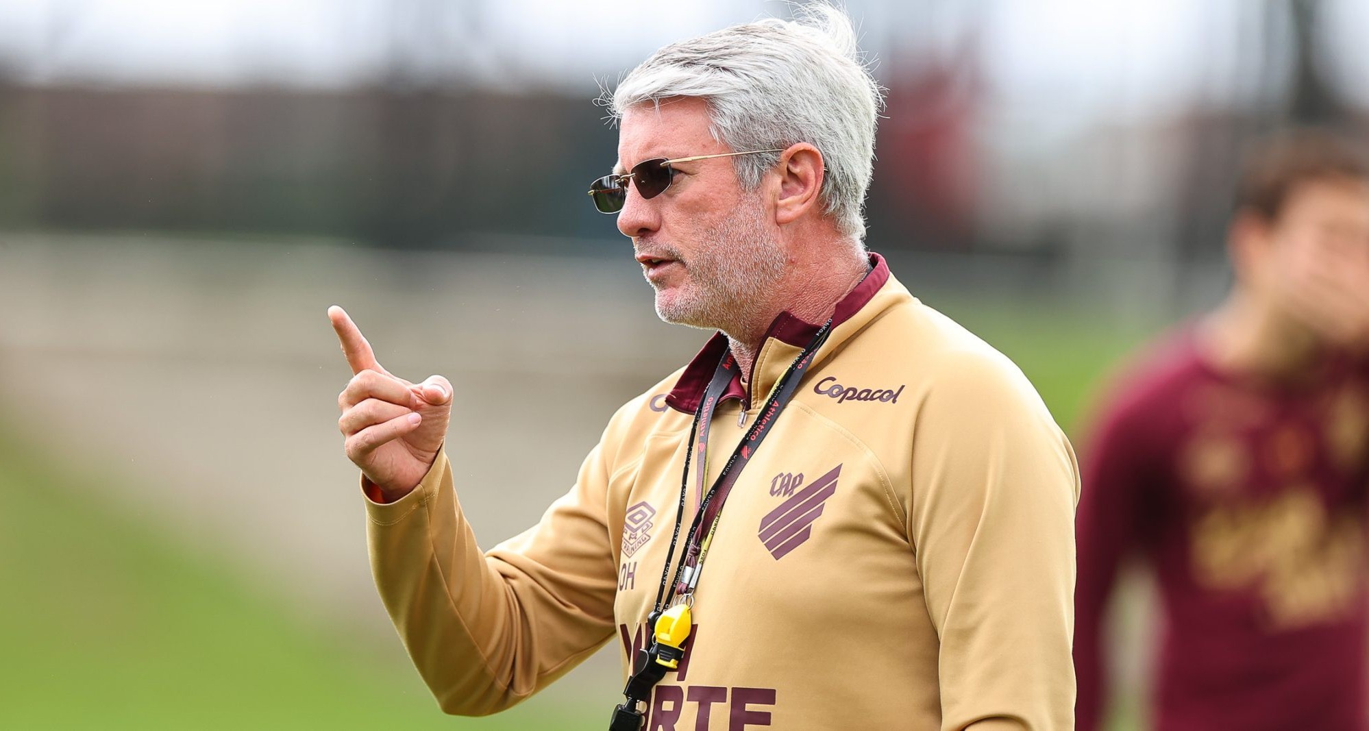 Contratação de Luiz Gustavo pelo Athletico agrada Odair Hellmann: “Jogador de Copa do Mundo”