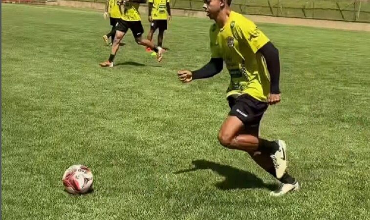 Com mais opções à disposição para encarar Humaitá, Santa Cruz-AC mira 1ª vitória no Acreano