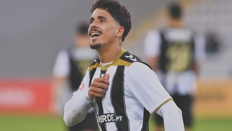 Avaí anuncia Daniel Penha e Nicolás Cabral como reforços para 2026