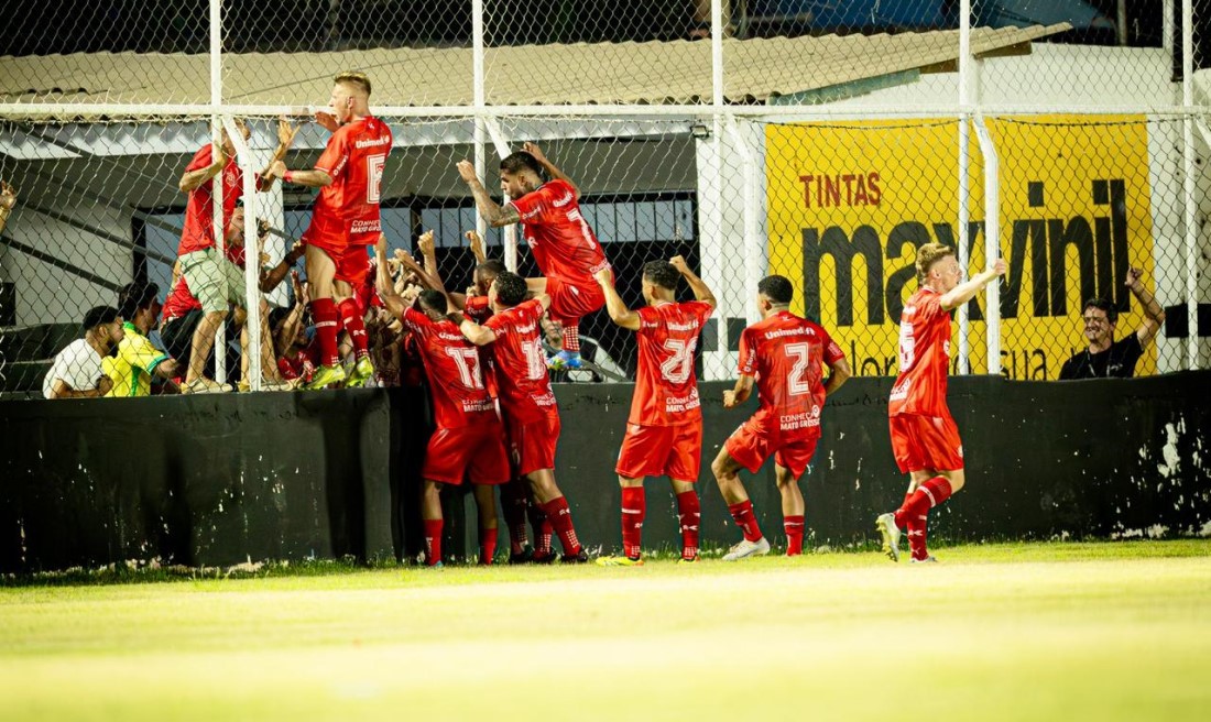 Líder do Mato-grossense, União encorpa elenco com goleiro e lateral