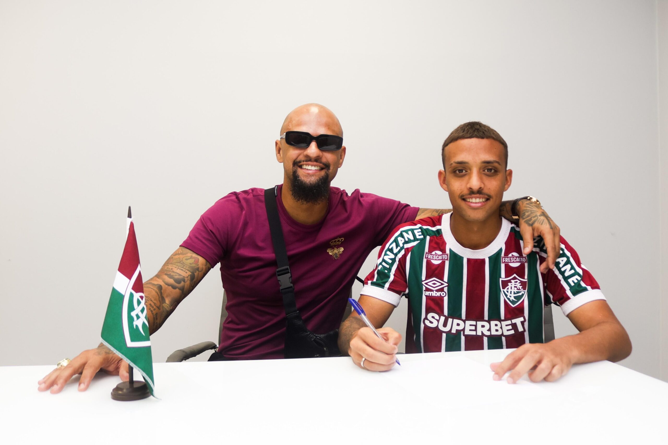 Filho de Felipe Melo tem primeira grande chance no profissional do Fluminense