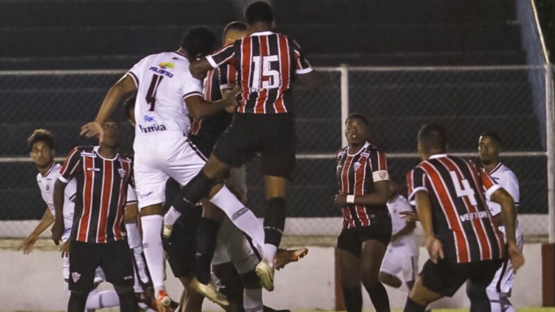 Campeonato Capixaba: Serra aproveita expulsões da Desportiva e vira líder
