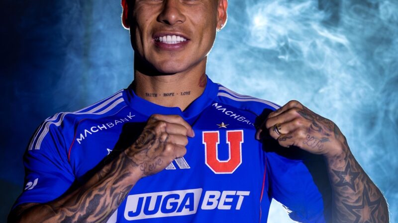 Vargas, ex-Atlético-MG, volta à Universidad de Chile após 15 anos