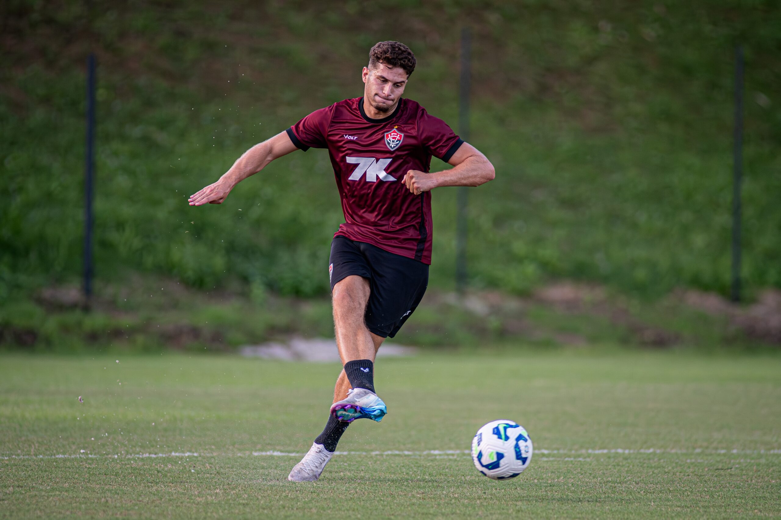 Rescisão de Rúben Rodrigues com o Vitória é publicada no BID