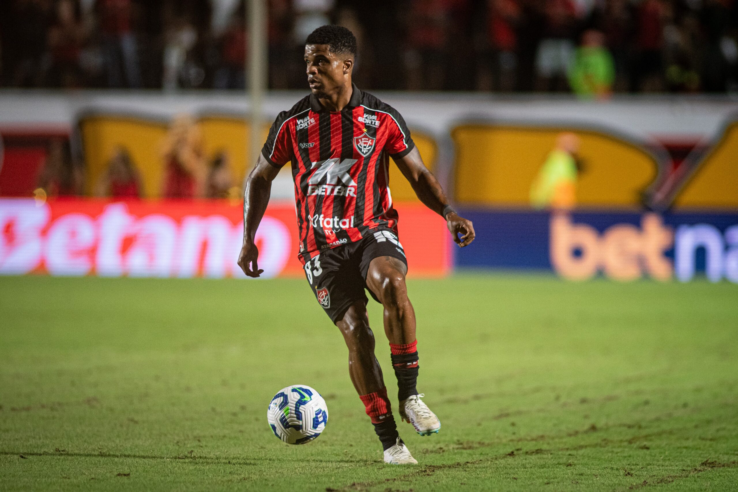 De reservas a crias da base: quem pode aproveitar o Baiano para ganhar espaço no Vitória