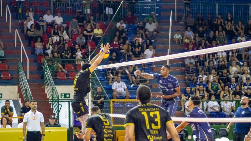 MOC Vôlei vence o Mogi-SP por 3 a 0 e segue invicto  na Superliga B