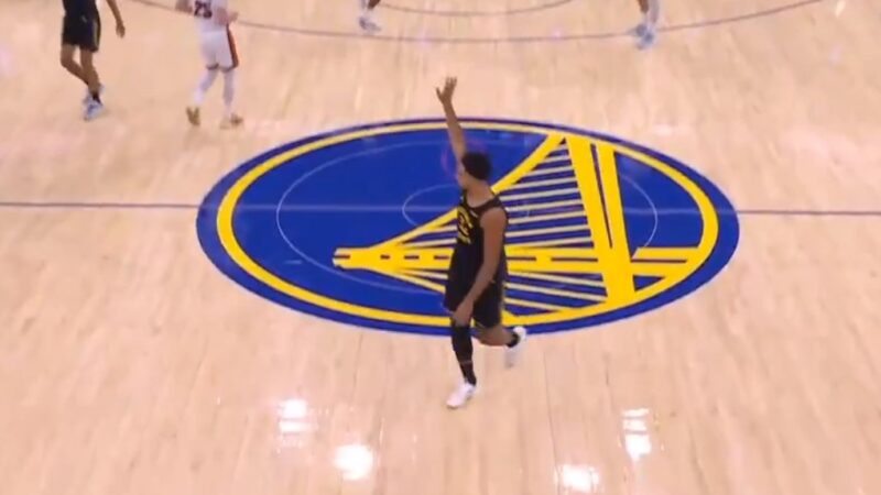Cesta do meio da quadra e tchau provocativo para adversários marcam vitória dos Warriors sobre o Miami Heat; veja vídeo