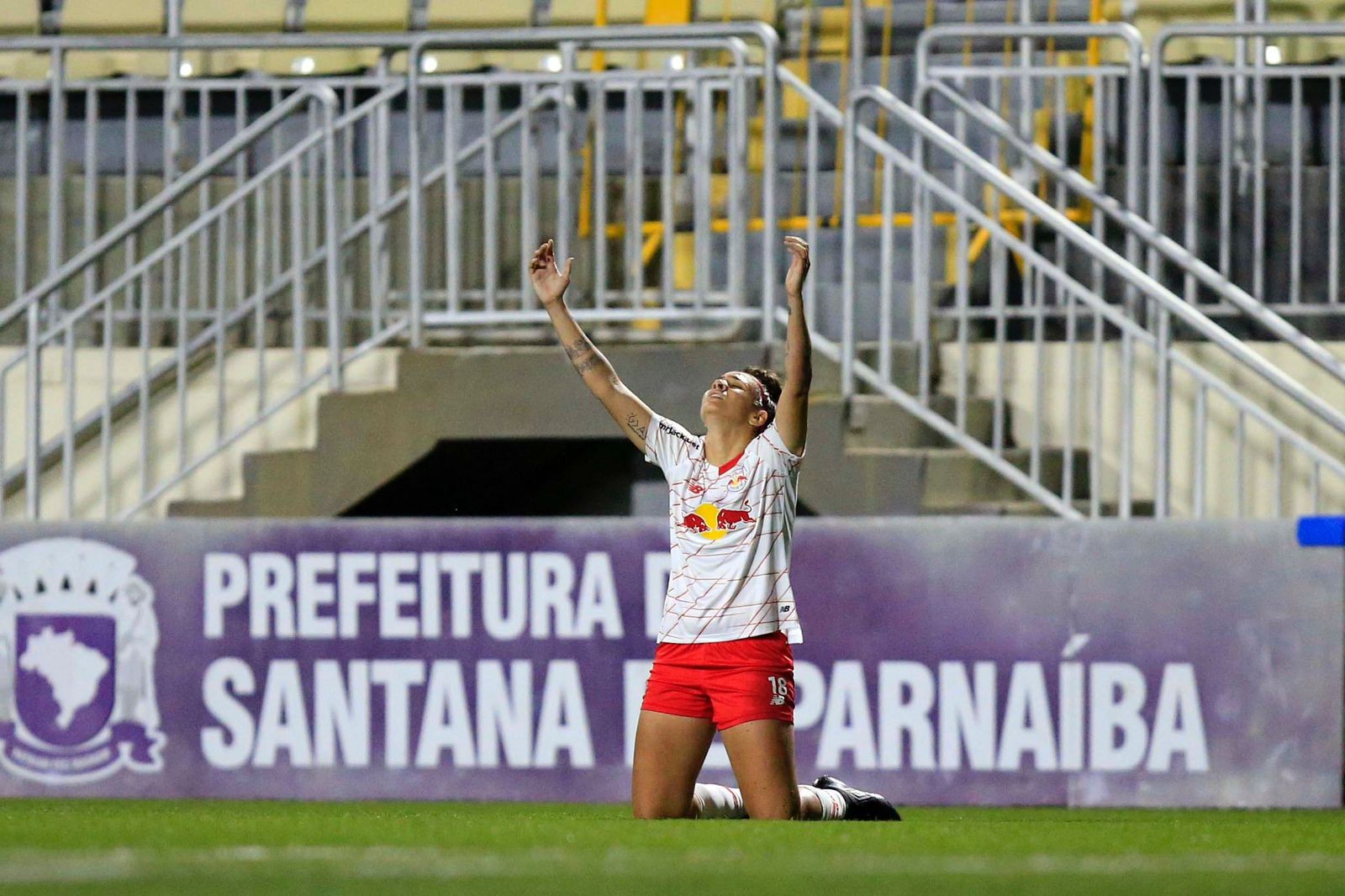 Bragantino anuncia saída de 11 jogadoras do time feminino