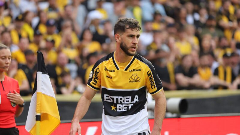 Felipe Mateus deve ser desfalque na estreia do Criciúma no Campeonato Catarinense