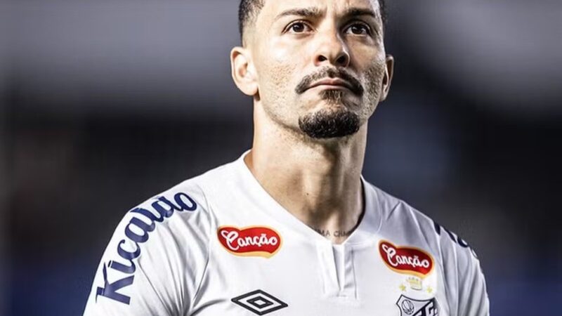 Volante Alison, ex-Santos, anuncia a aposentadoria aos 32 anos