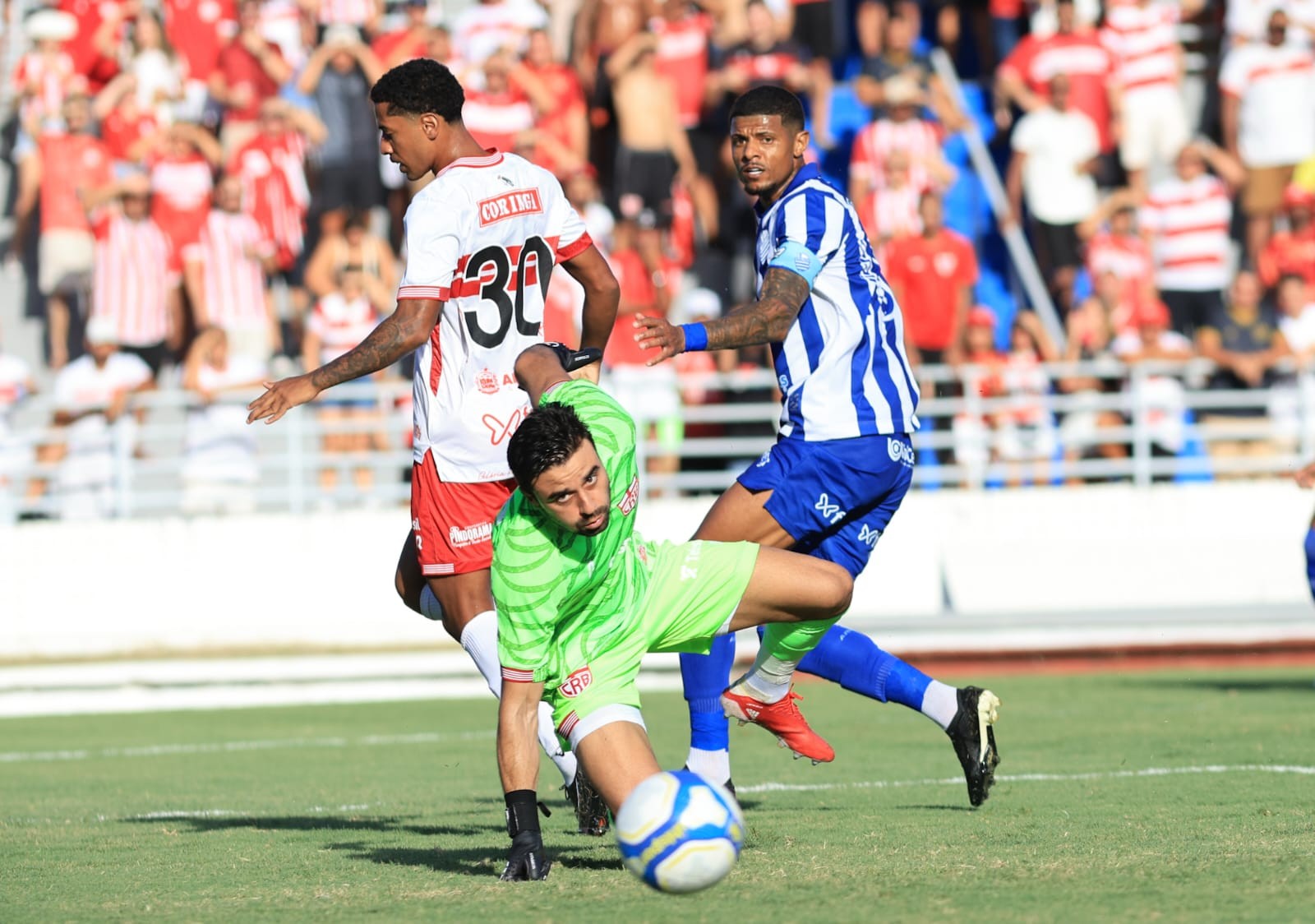 Quem são? Veja os jogadores de CRB e CSA que estiveram em clássicos pelo Alagoano nos últimos três anos