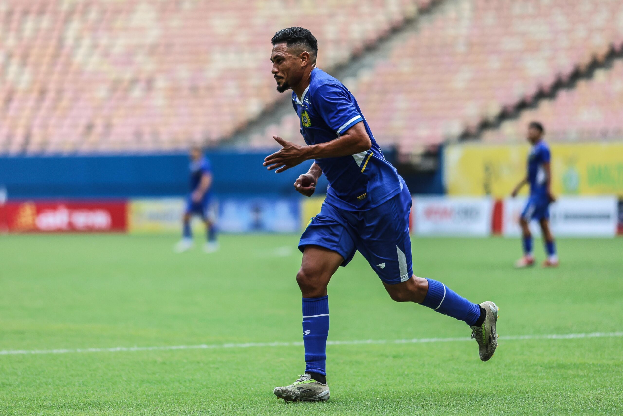 Artilheiro e vice-campeão estadual, Hernane Brocador está de volta ao Nacional-AM