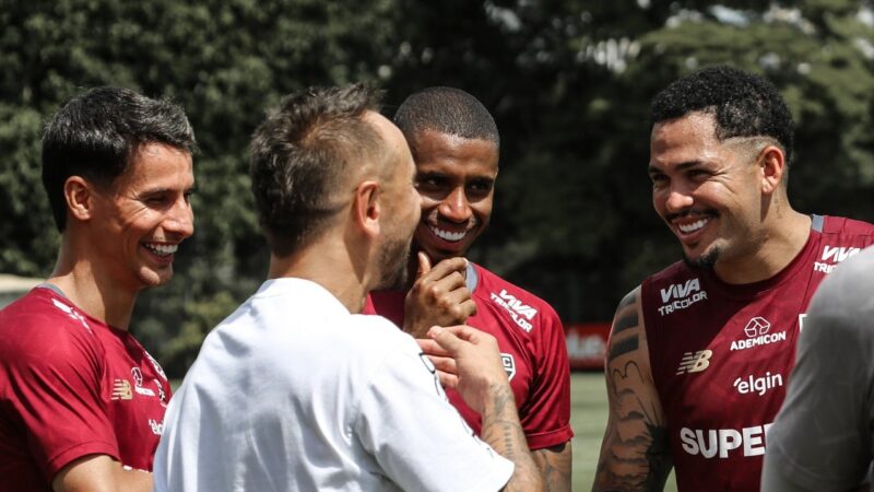 Identificação, relacionamento e currículo: os motivos do retorno de Rafinha como gerente ao São Paulo