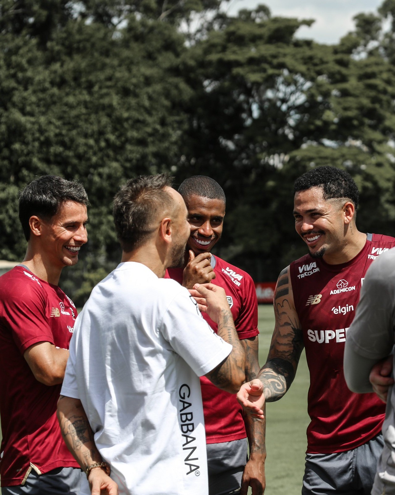 Rafinha revela acordo para o São Paulo pagar atrasados e avisa: “Discurso de fracassado não cabe”