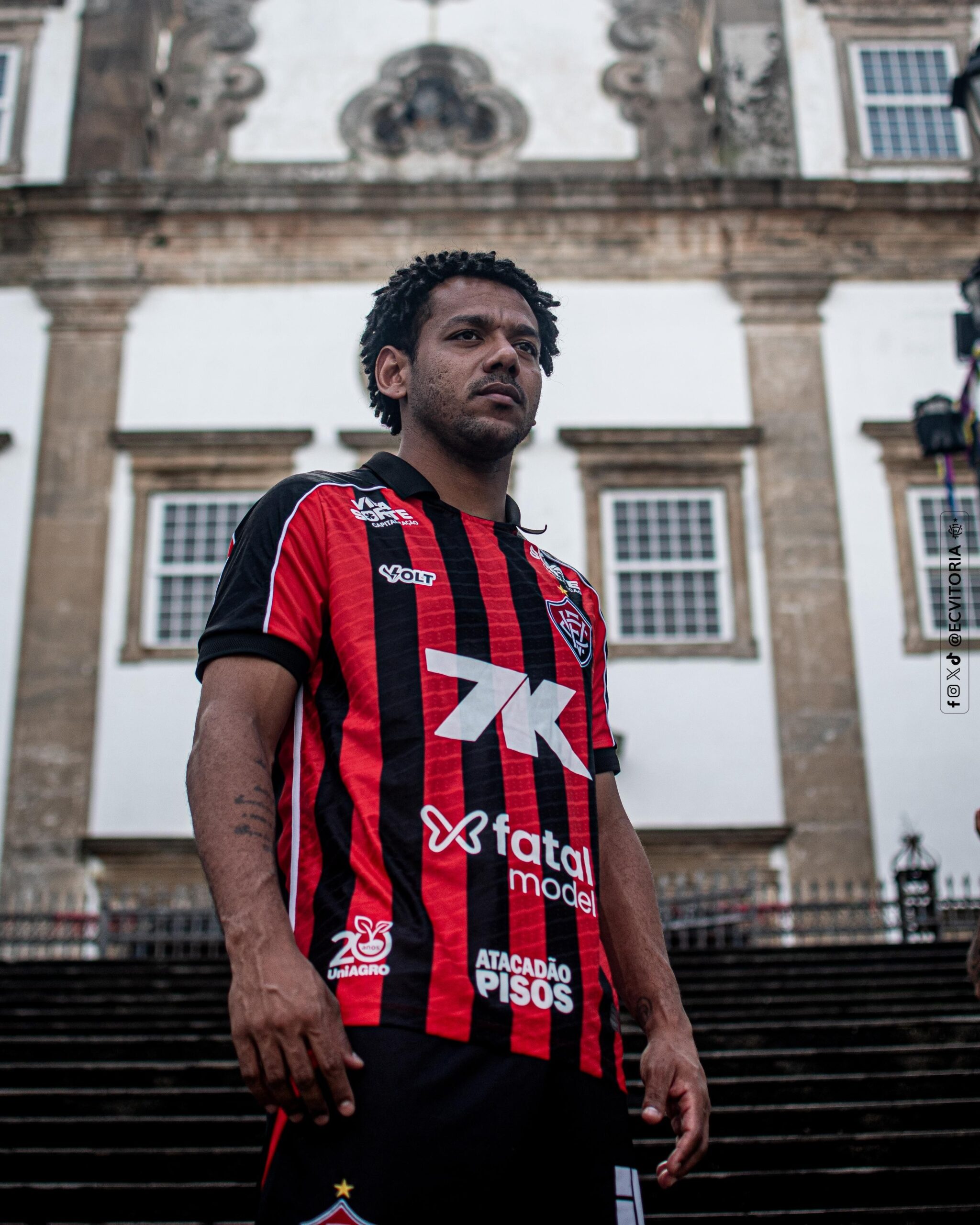 Perto de volta, Romarinho lamenta punição por doping e avalia passagem relâmpago pelo Vitória