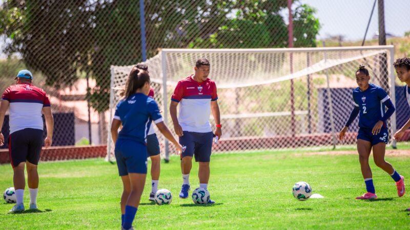 Após fim do futebol feminino, Erandir se despede do Fortaleza