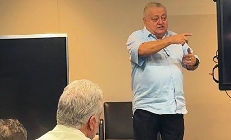 Rodas avalia desempenho do CSA na pré-temporada e diz que vai buscar mais contratações