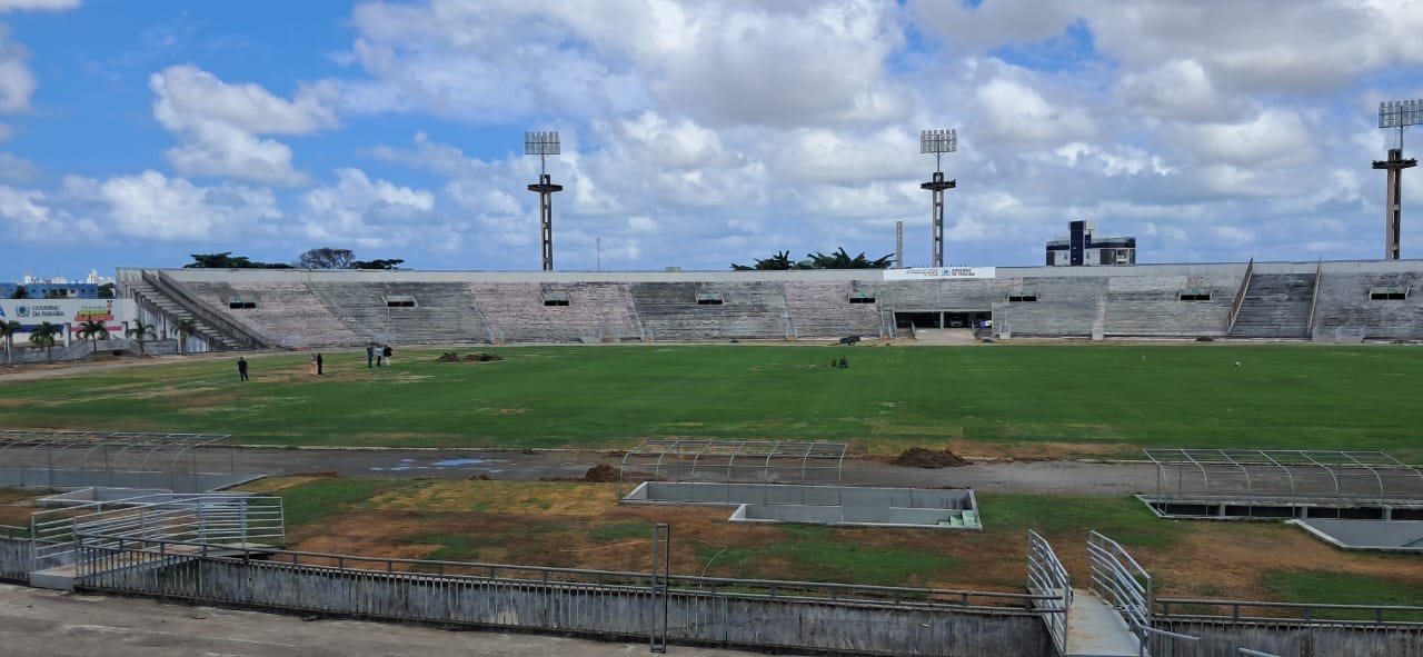 Governo reforça posicionamento e assegura gramado do Almeidão apto para a abertura do Paraibano