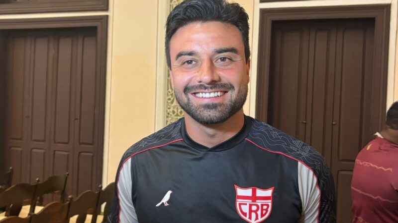 Albino aposta no entrosamento do CRB para fazer um bom jogo no clássico: “Vamos muito fortes”