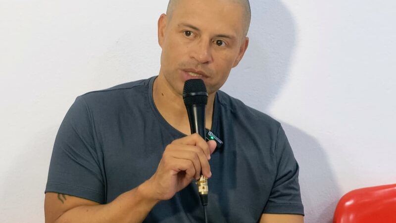 Alex vê erros cruciais em derrota do Operário-PR e cita dificuldades na montagem para estreia