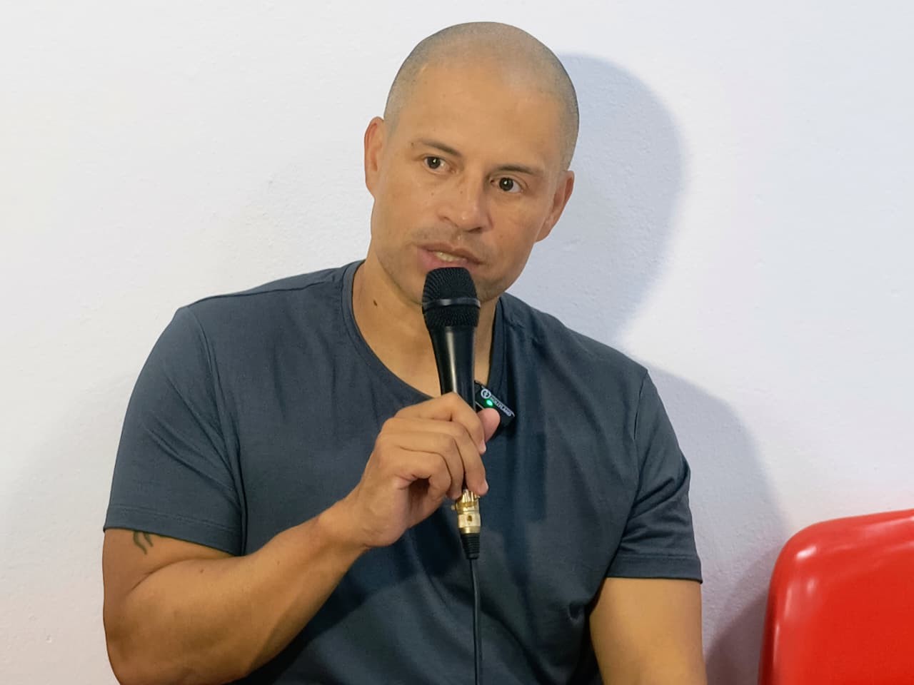 Alex vê erros cruciais em derrota do Operário-PR e cita dificuldades na montagem para estreia