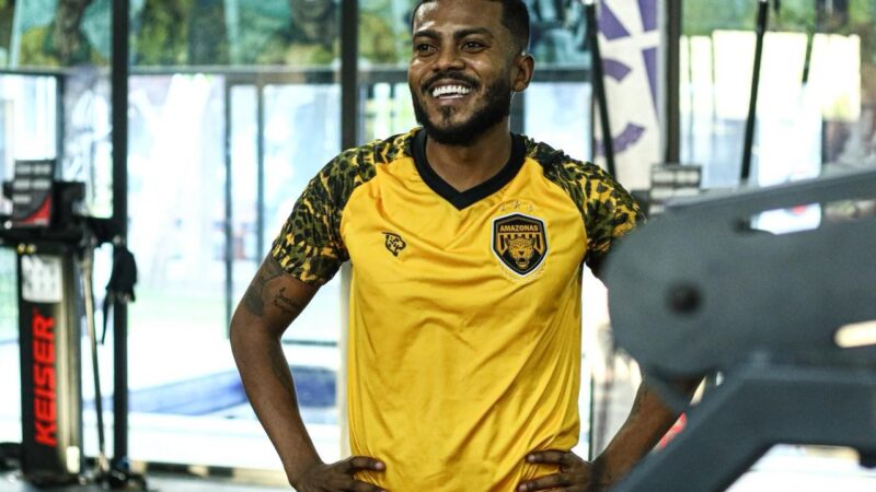 Amazonas tem transfer ban revogado e fica livre para inscrever Marcelo Cirino