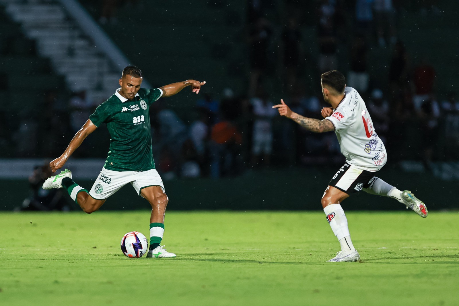 Matheus Costa lamenta gol no fim e cita reconstrução do Guarani: “Fica o aprendizado”