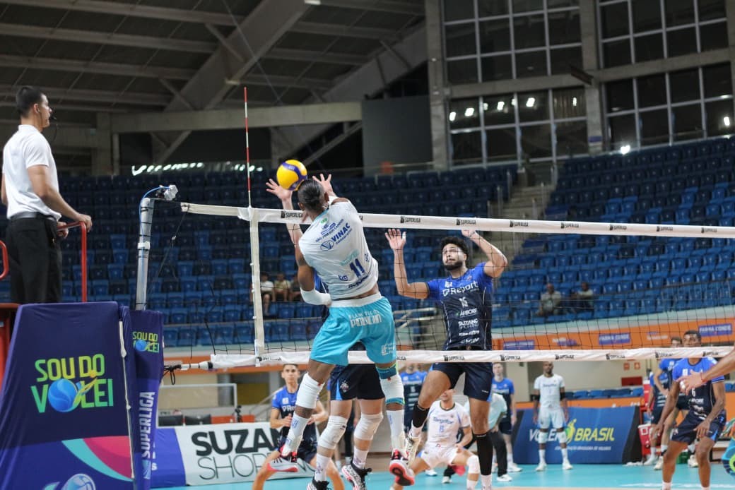 São José tenta sair da zona de rebaixamento da Superliga em partida contra Praia Clube