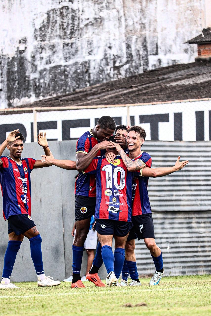 Barcelona vence o União fora de casa e começa o Estadual com três pontos