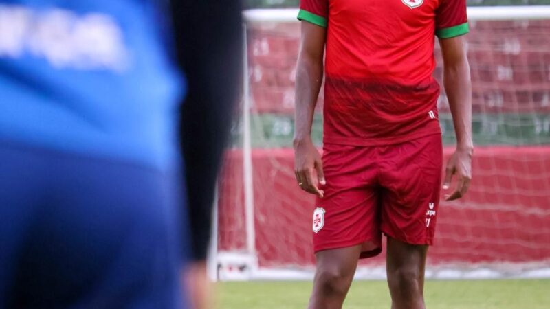 Portuguesa Santista contrata o volante Otávio para disputa do Paulistão A3