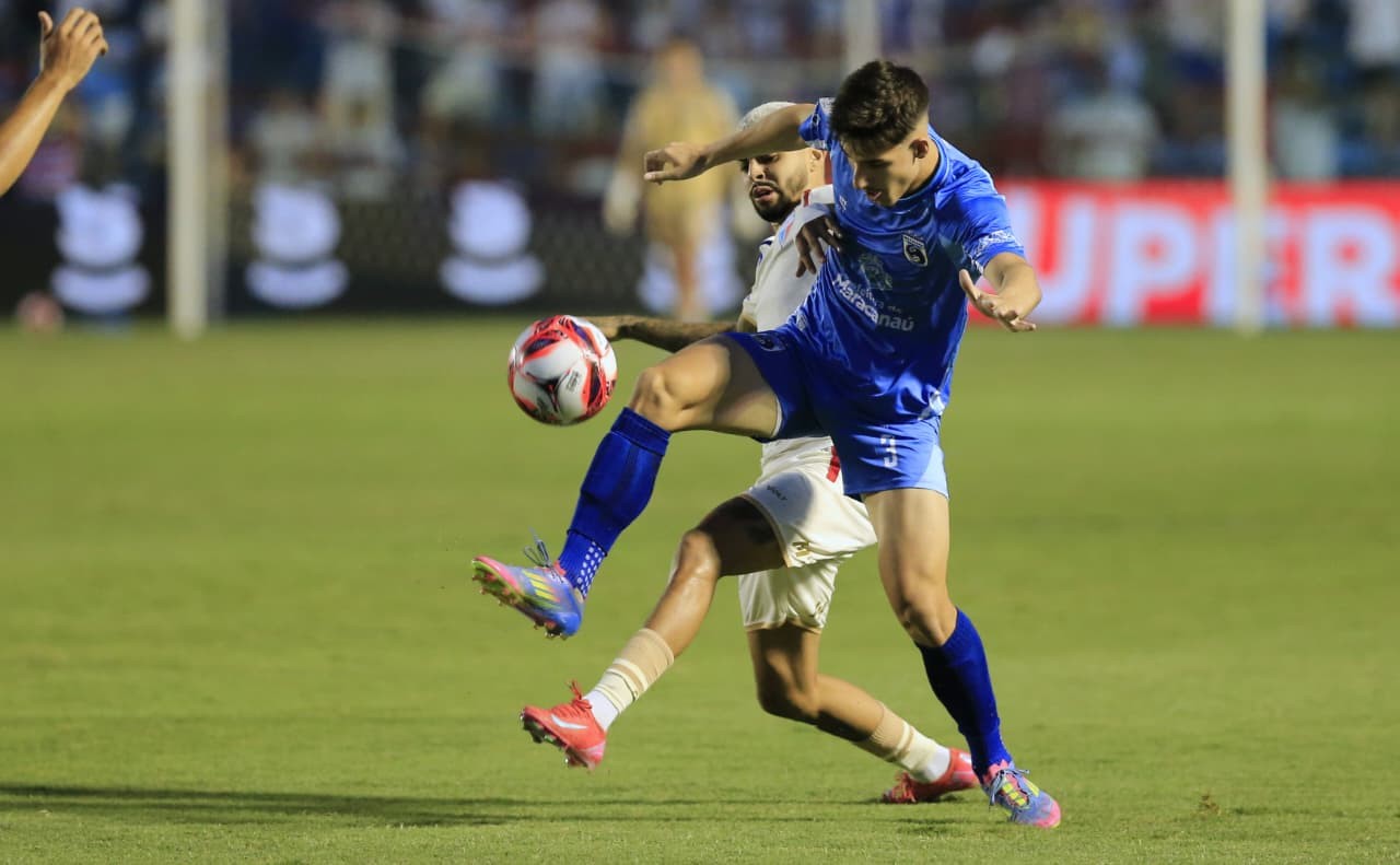 Análise: Fortaleza vê goleiro do Maracanã bem e faz o básico para vencer no PV