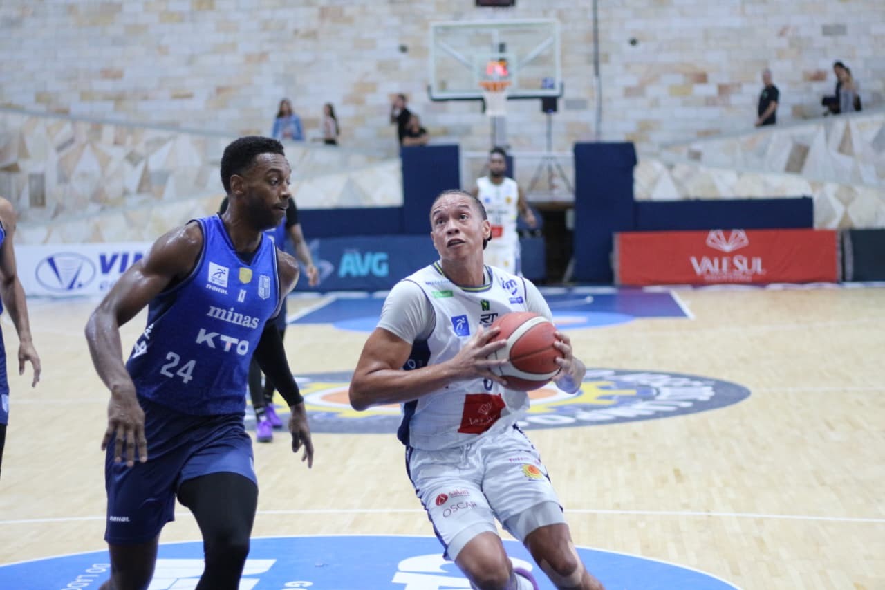 Minas vence São José fora de casa e se reabilita no NBB
