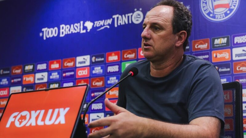 Ceni elogia titulares em goleada do Bahia, mas chama atenção para parte física: “Ainda deixa a desejar”