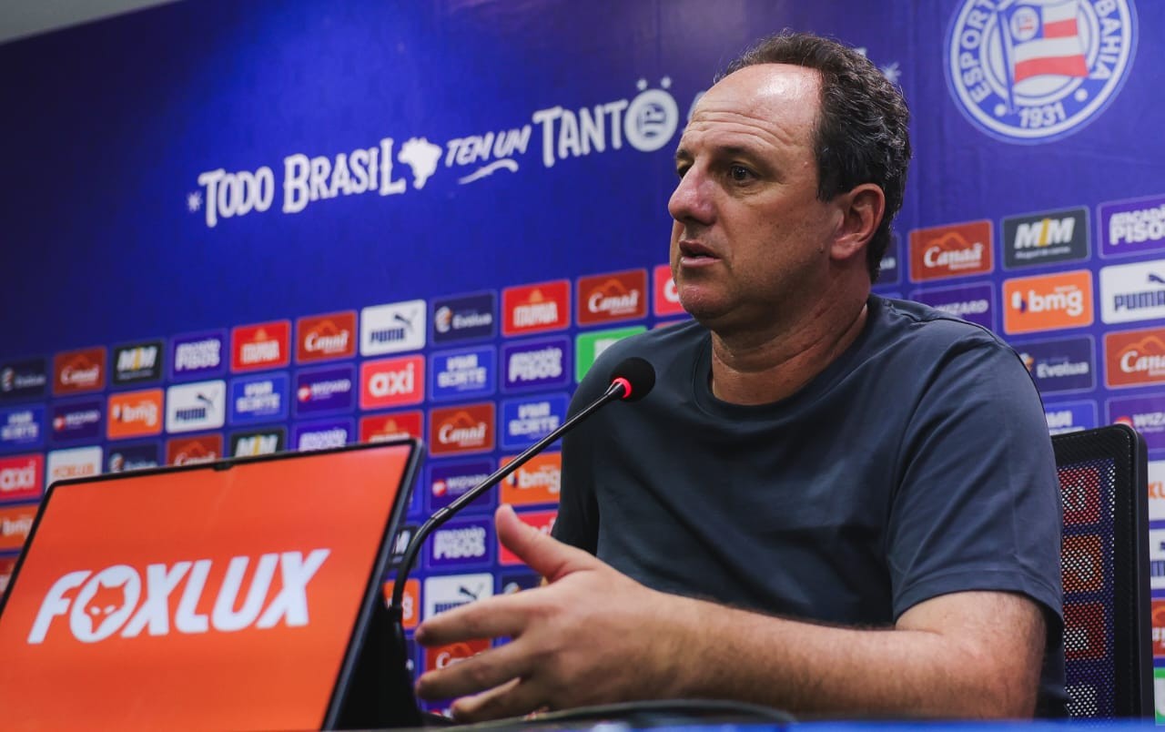 Ceni elogia titulares em goleada do Bahia, mas chama atenção para parte física: “Ainda deixa a desejar”