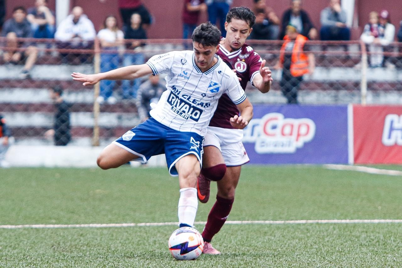 Taubaté tenta deixar a zona de rebaixamento da Série A2 em jogo contra a Ferroviária