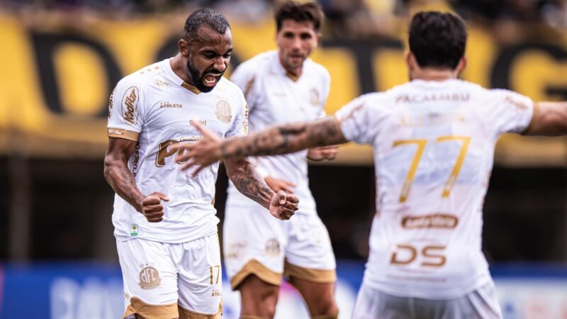 Mirassol tem três reforços marcando pela primeira vez em goleada