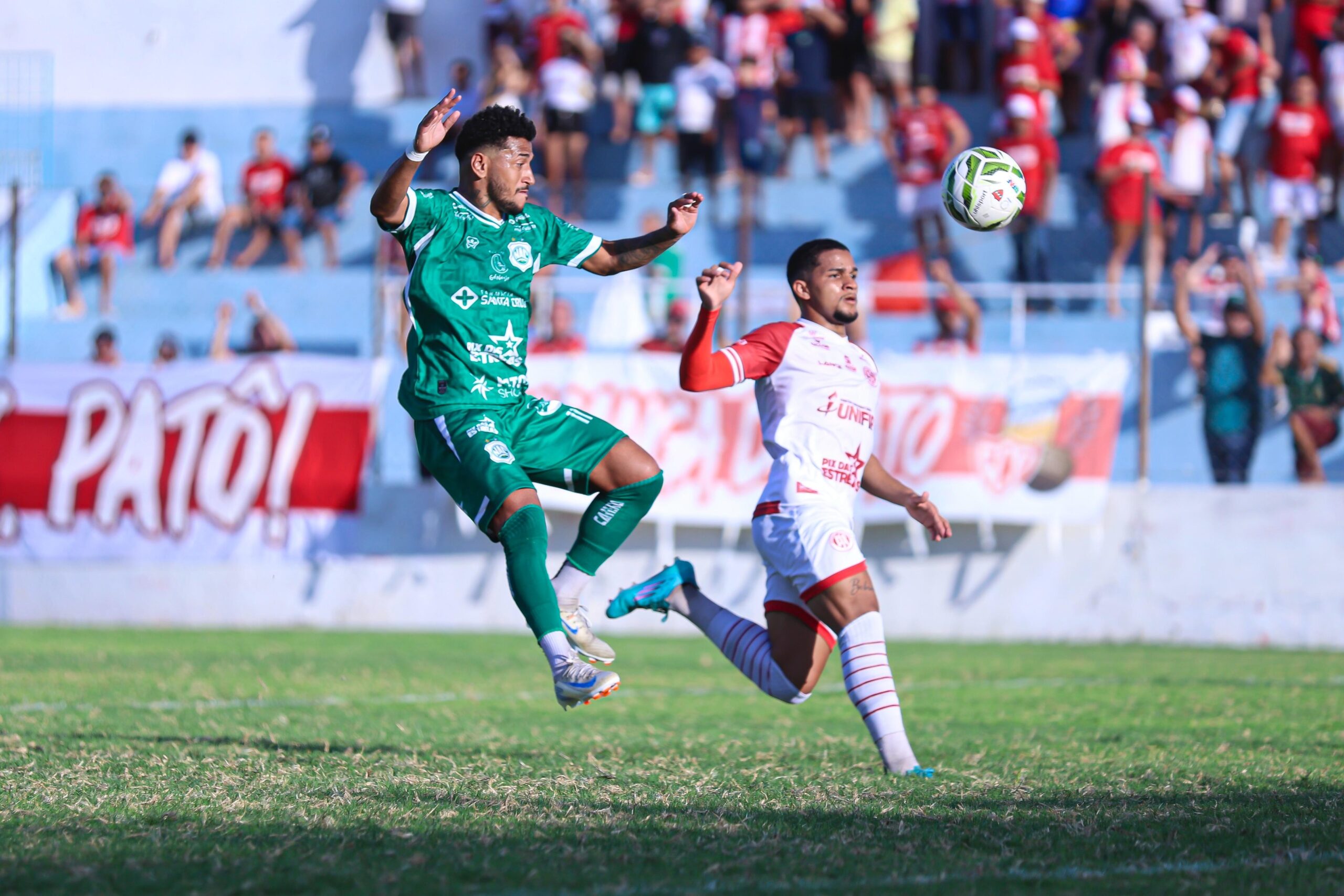 Clássico de Patos expõe realidades antagônicas no Paraibano e eleva a tensão entre Esporte e Nacional