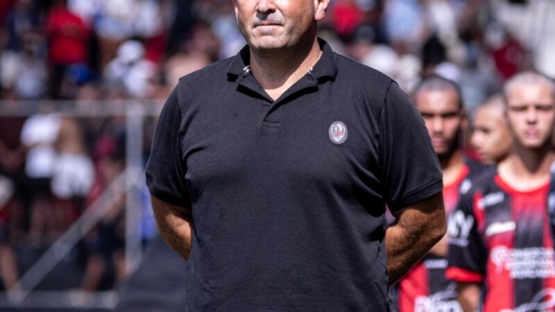 IAC confirma Carlos Leiria como técnico do time profissional na Bezinha