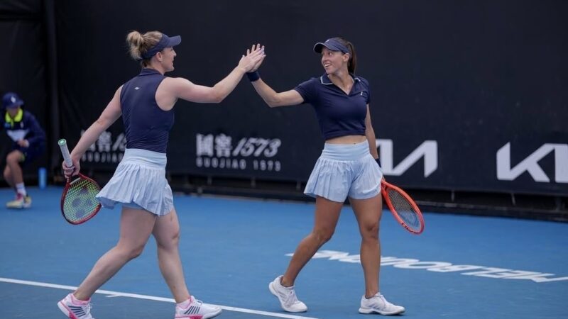 Luisa Stefani e Gabriela Dabrowski vencem e vão à semifinal do Australian Open