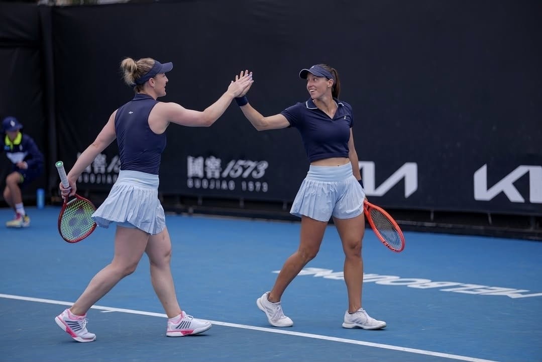 Luisa Stefani e Gabriela Dabrowski vencem e vão à semifinal do Australian Open