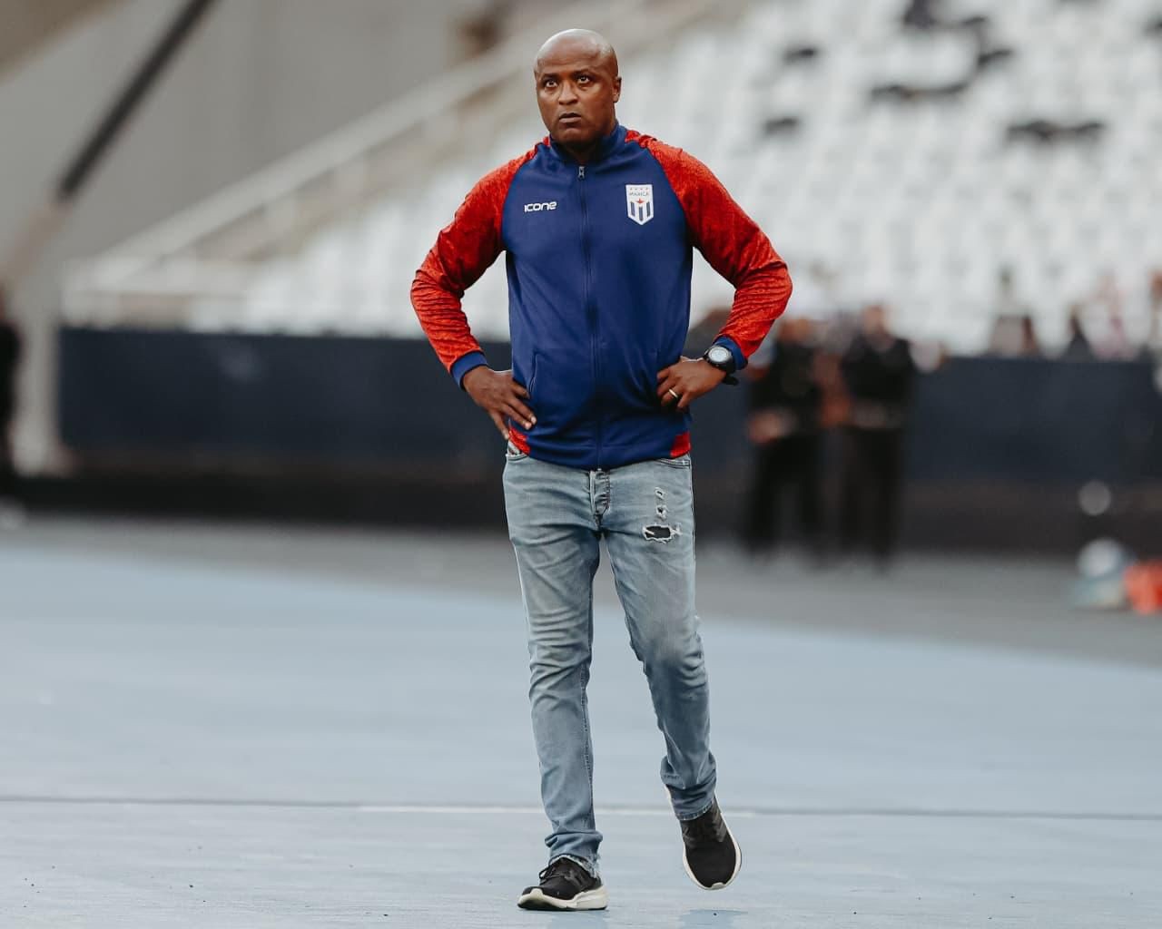 Maricá anuncia saída de Reinaldo Oliveira após passagem histórica pelo clube