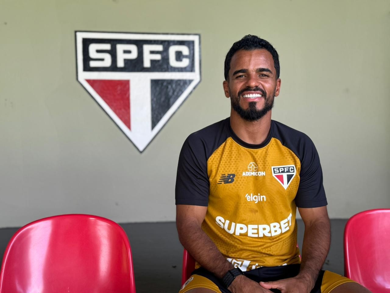 Danielzinho revela hobby curioso, assume liderança no São Paulo e exalta Rafinha: “Impõe respeito”