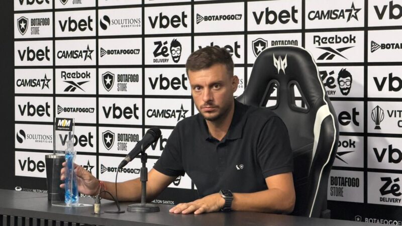 Anselmi ressalta coletivo, mas valoriza dupla na vitória do Botafogo: “Todo treinador quer”