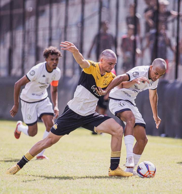 Criciúma é derrotado pelo XV de Piracicaba na 1ª rodada da Copinha
